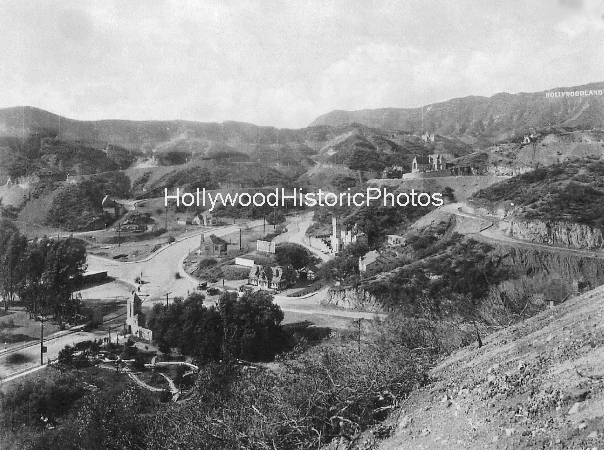 Beachwood Canyon 1924.jpg